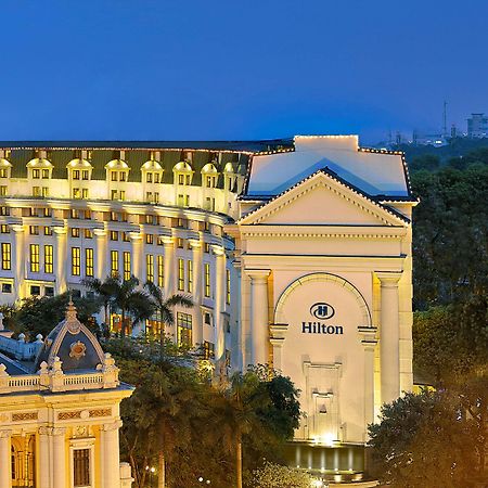 Hilton Hanoi Opera Exterior foto